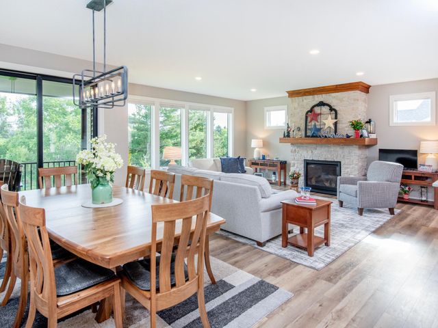 9088 62nd Street S, Cottage Grove, MN 55016