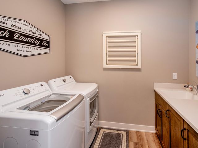 9088 62nd Street S, Cottage Grove, MN 55016