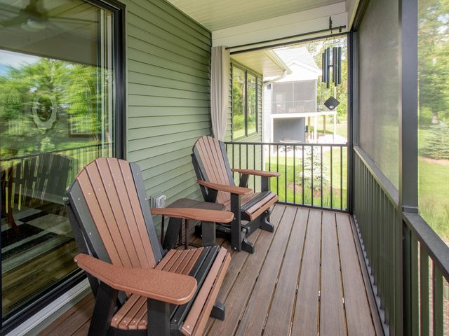 9088 62nd Street S, Cottage Grove, MN 55016