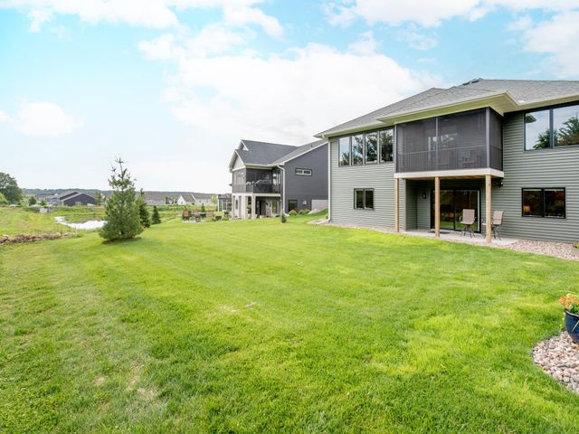 9088 62nd Street S, Cottage Grove, MN 55016