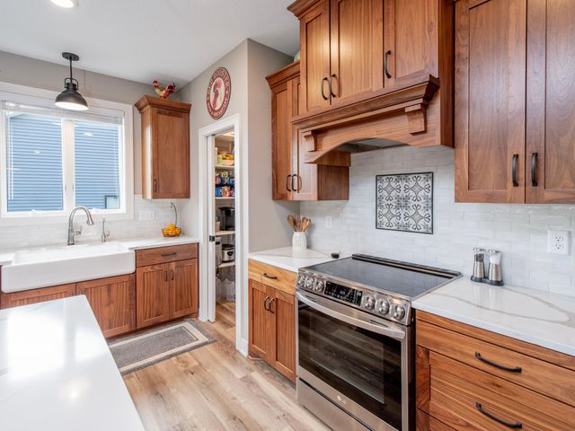 9088 62nd Street S, Cottage Grove, MN 55016