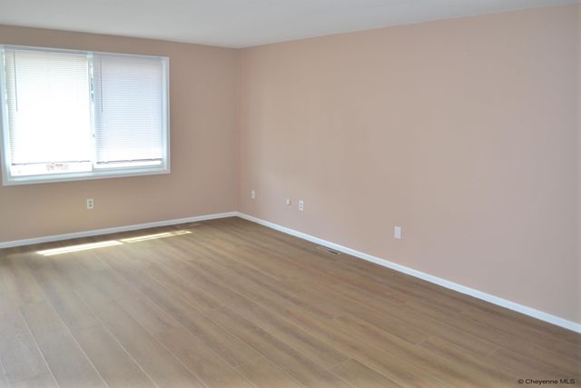 2218 APACHE ST, Cheyenne, WY 82009