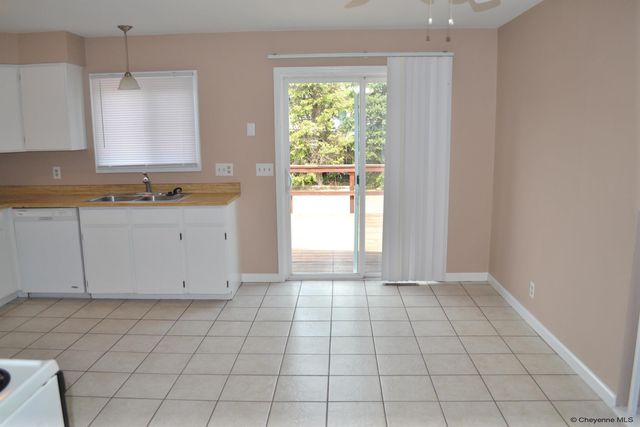 2218 APACHE ST, Cheyenne, WY 82009