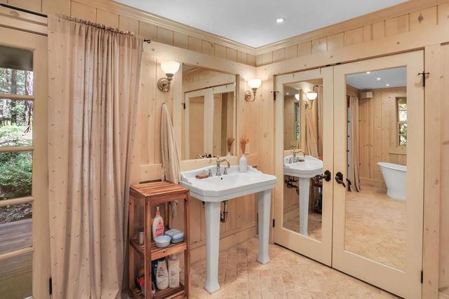 131 Buss Road, La Honda, CA 94020