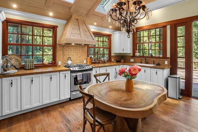 131 Buss Road, La Honda, CA 94020