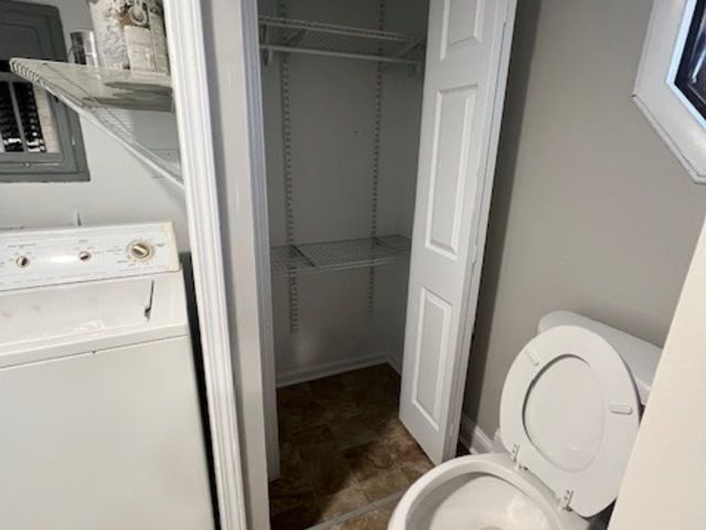 2413 Eastline Drive, Joliet, IL 60431