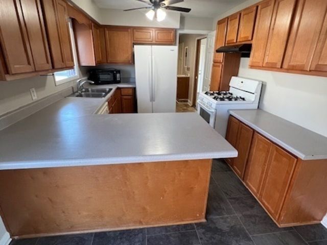 2413 Eastline Drive, Joliet, IL 60431