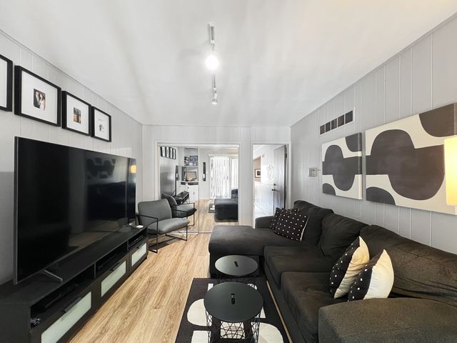 18324 Roy Street, Lansing, IL 60438