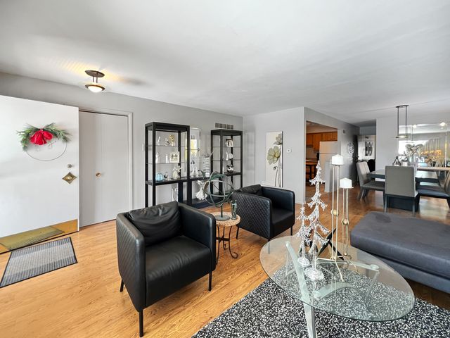 18324 Roy Street, Lansing, IL 60438