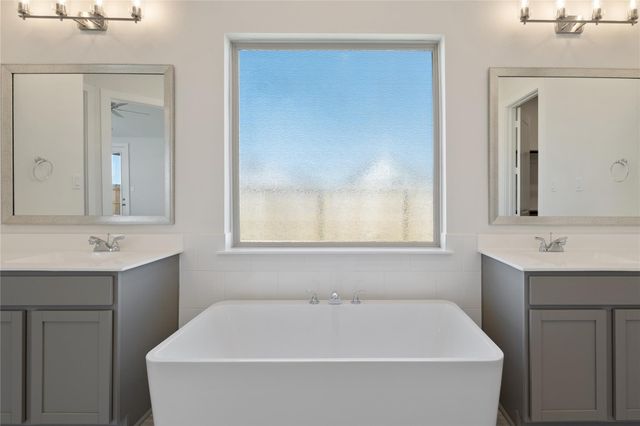 1524 Apache Heights Drive, Dayton, TX 77535