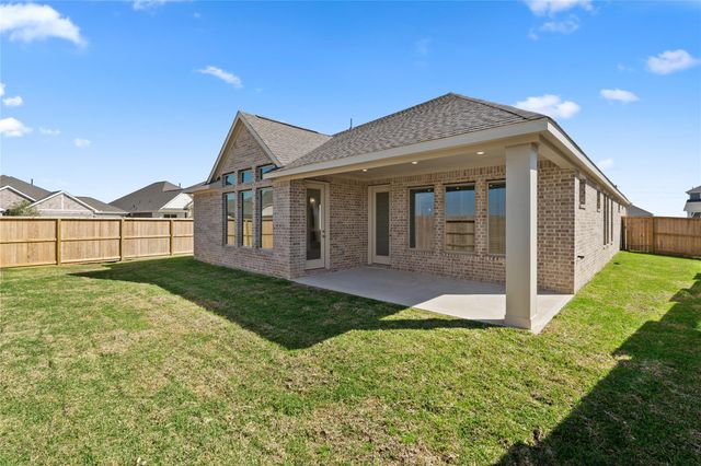 1524 Apache Heights Drive, Dayton, TX 77535
