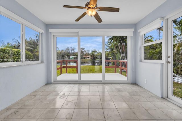 392 Payne Dr, Miami Springs, FL 33166