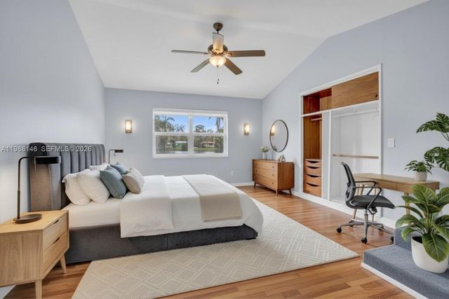 392 Payne Dr, Miami Springs, FL 33166