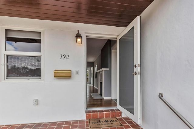 392 Payne Dr, Miami Springs, FL 33166