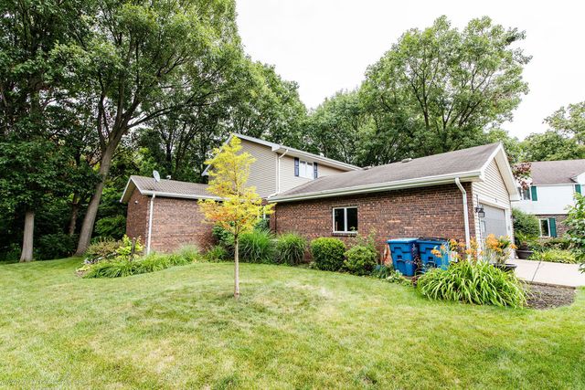 5 Inverness Drive, Bourbonnais, IL 60914