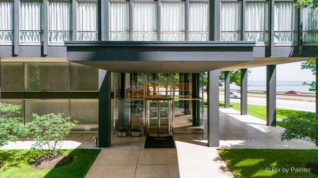 860 N LAKE SHORE Drive 19L, Chicago, IL 60611