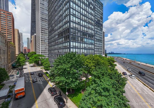 860 N LAKE SHORE Drive 19L, Chicago, IL 60611