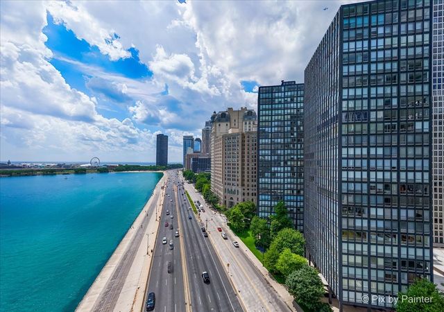 860 N LAKE SHORE Drive 19L, Chicago, IL 60611
