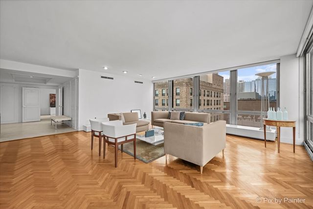 860 N LAKE SHORE Drive 19L, Chicago, IL 60611
