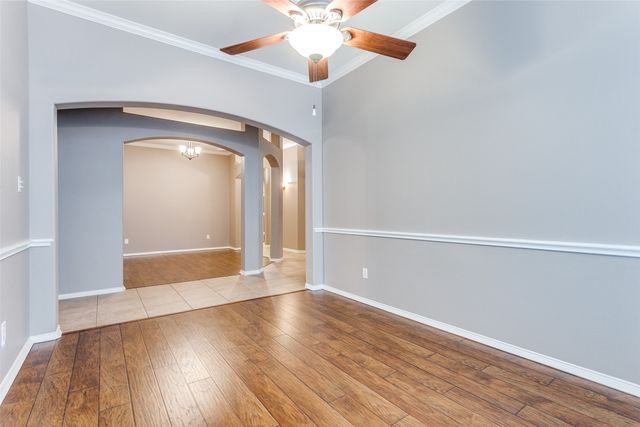 3504 Carlton Street, Grapevine, TX 76092