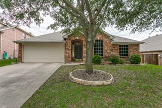 3504 Carlton Street, Grapevine, TX 76092