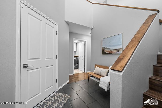 12011 Rolling Meadow Circle, Anchorage, AK 99516