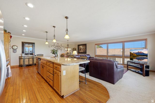 2327 E CAVALIER DR, Cottonwood Heights, UT 84121