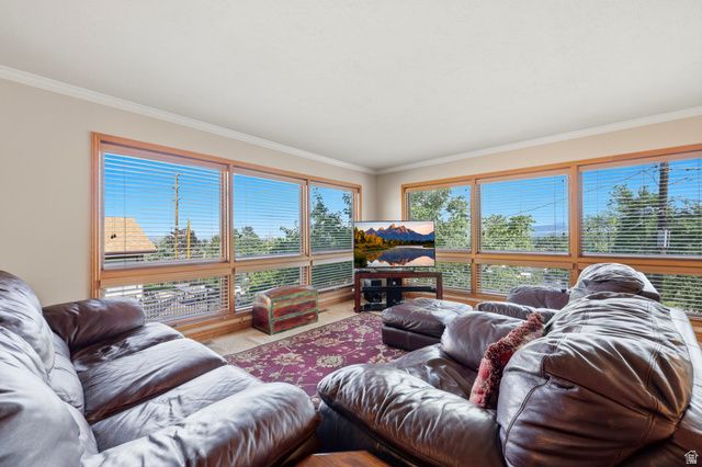 2327 E CAVALIER DR, Cottonwood Heights, UT 84121