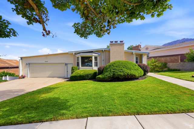 2327 E CAVALIER DR, Cottonwood Heights, UT 84121