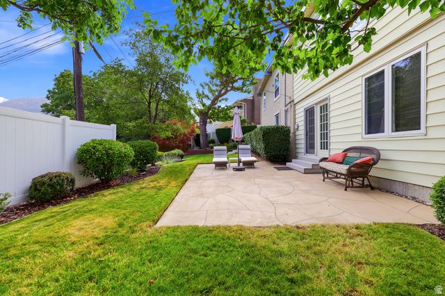 2327 E CAVALIER DR, Cottonwood Heights, UT 84121