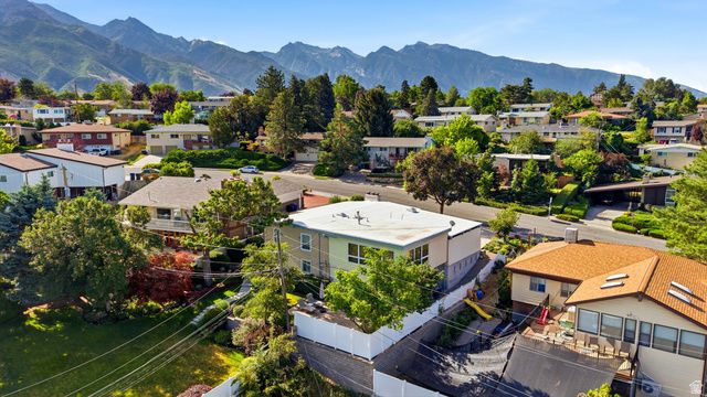 2327 E CAVALIER DR, Cottonwood Heights, UT 84121