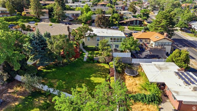 2327 E CAVALIER DR, Cottonwood Heights, UT 84121
