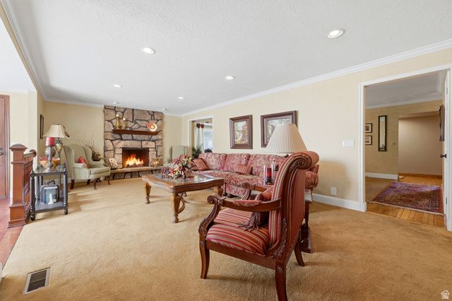 2327 E CAVALIER DR, Cottonwood Heights, UT 84121