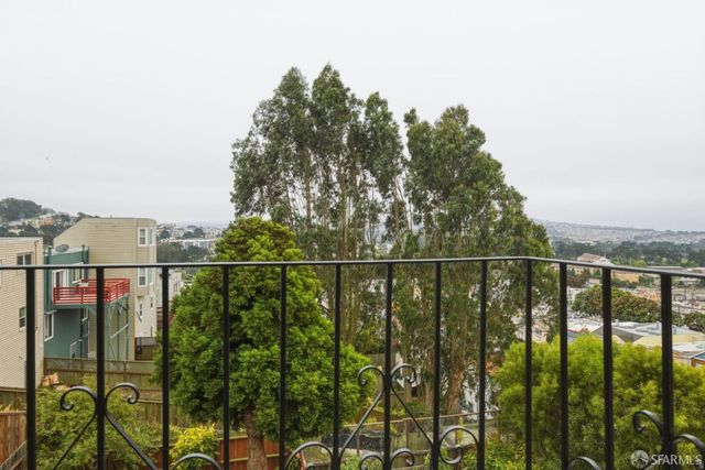 621 Sargent Street, San Francisco, CA 94132