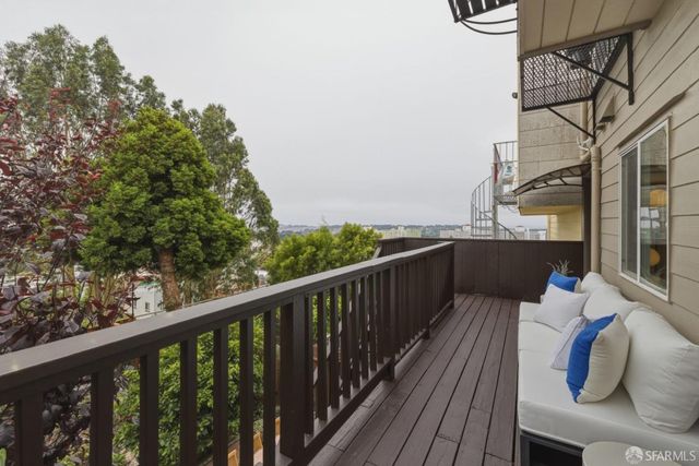 621 Sargent Street, San Francisco, CA 94132
