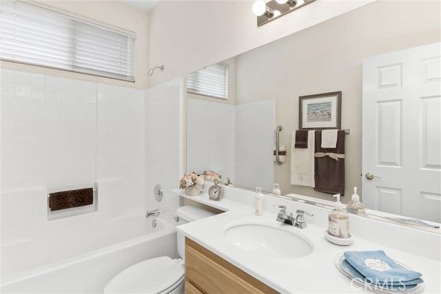 893 Twin Hills, Banning, CA 92220