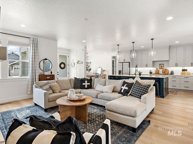 11894 N 20th Ave, Boise, ID 83714
