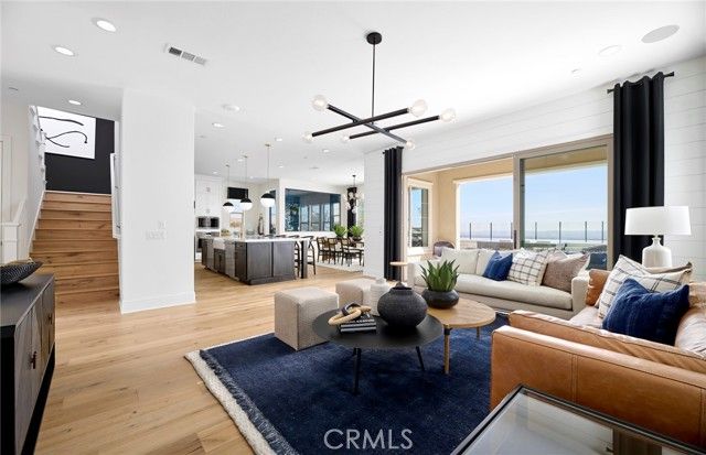 21138 Poema Place, Chatsworth (los Angeles), CA 91311