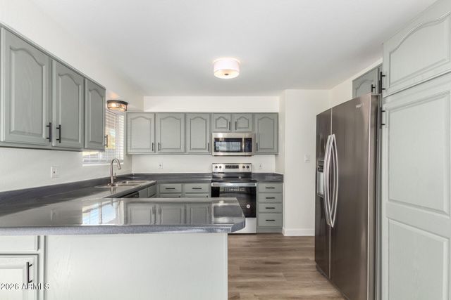 4902 W JOYCE Circle, Glendale, AZ 85308