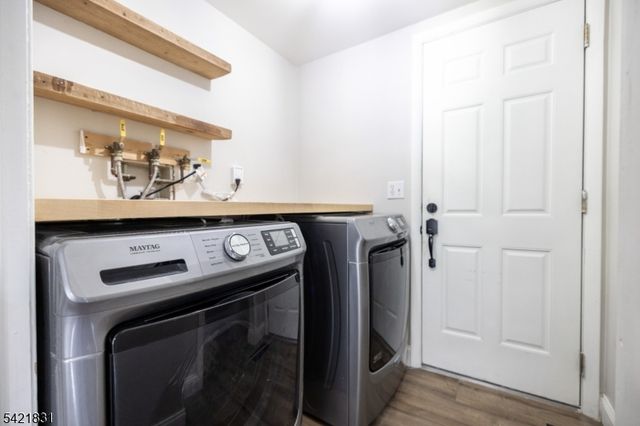 25 Bloomingdale Dr 2C, Hillsborough Twp., NJ 08844