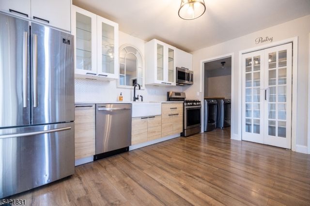 25 Bloomingdale Dr 2C, Hillsborough Twp., NJ 08844