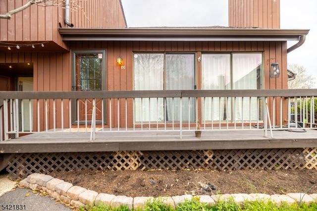 25 Bloomingdale Dr 2C, Hillsborough Twp., NJ 08844