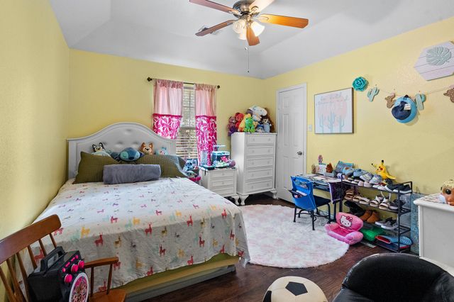 10015 Santa Garza Drive, Dallas, TX 75228