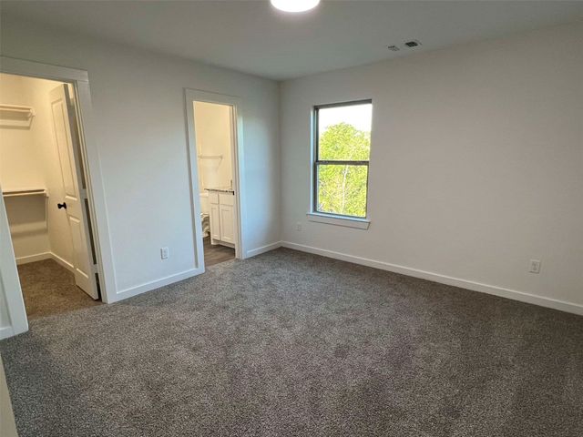 2430 S Fannin Avenue, Denison, TX 75020