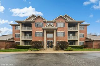 10409 White Oak Lane 2b, Munster, IN 46321