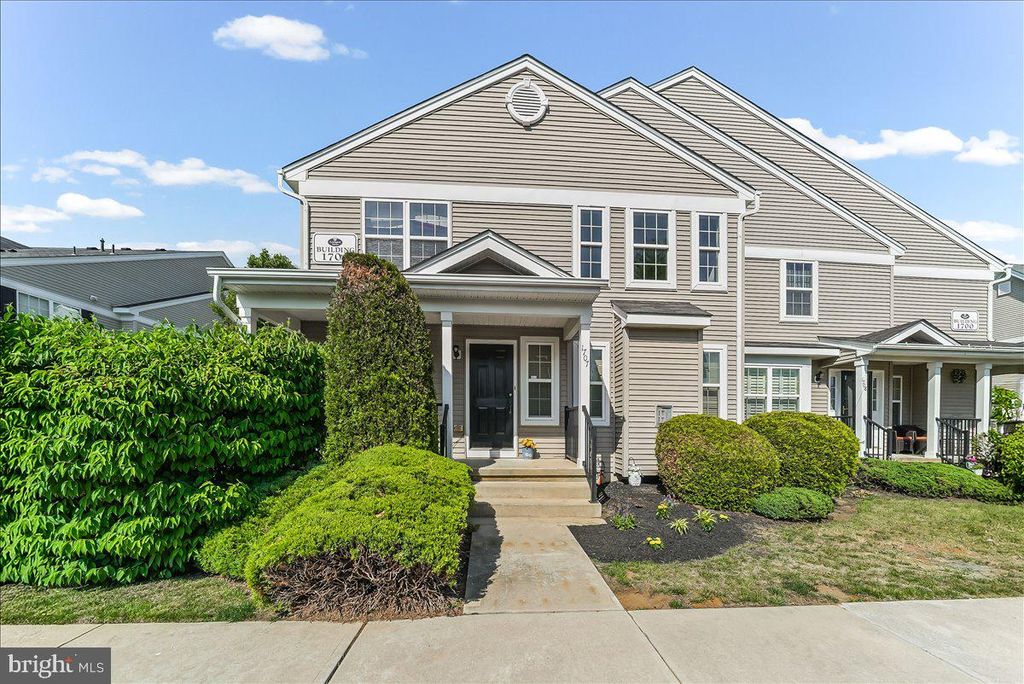 1707 LEXINGTON MEWS, Swedesboro, NJ 08085