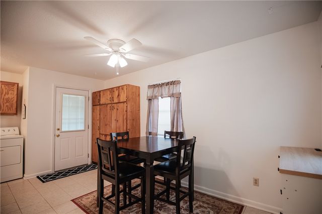 2202 Cottonwood Place, Springdale, AR 72762