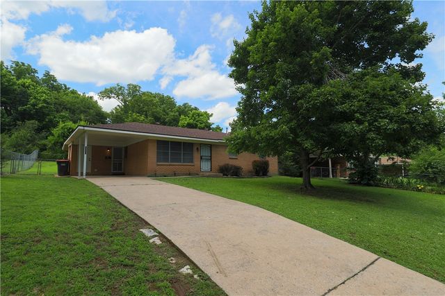 2202 Cottonwood Place, Springdale, AR 72762