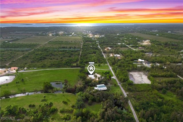 5675 Sandal LN, Bokeelia, FL 33922