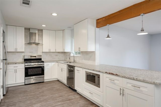 5402 Chevy CIR, Austin, TX 78723